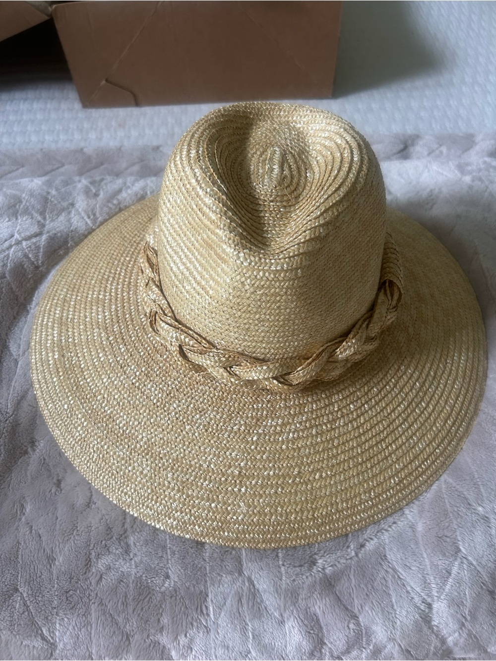La Vie Style house straw hat